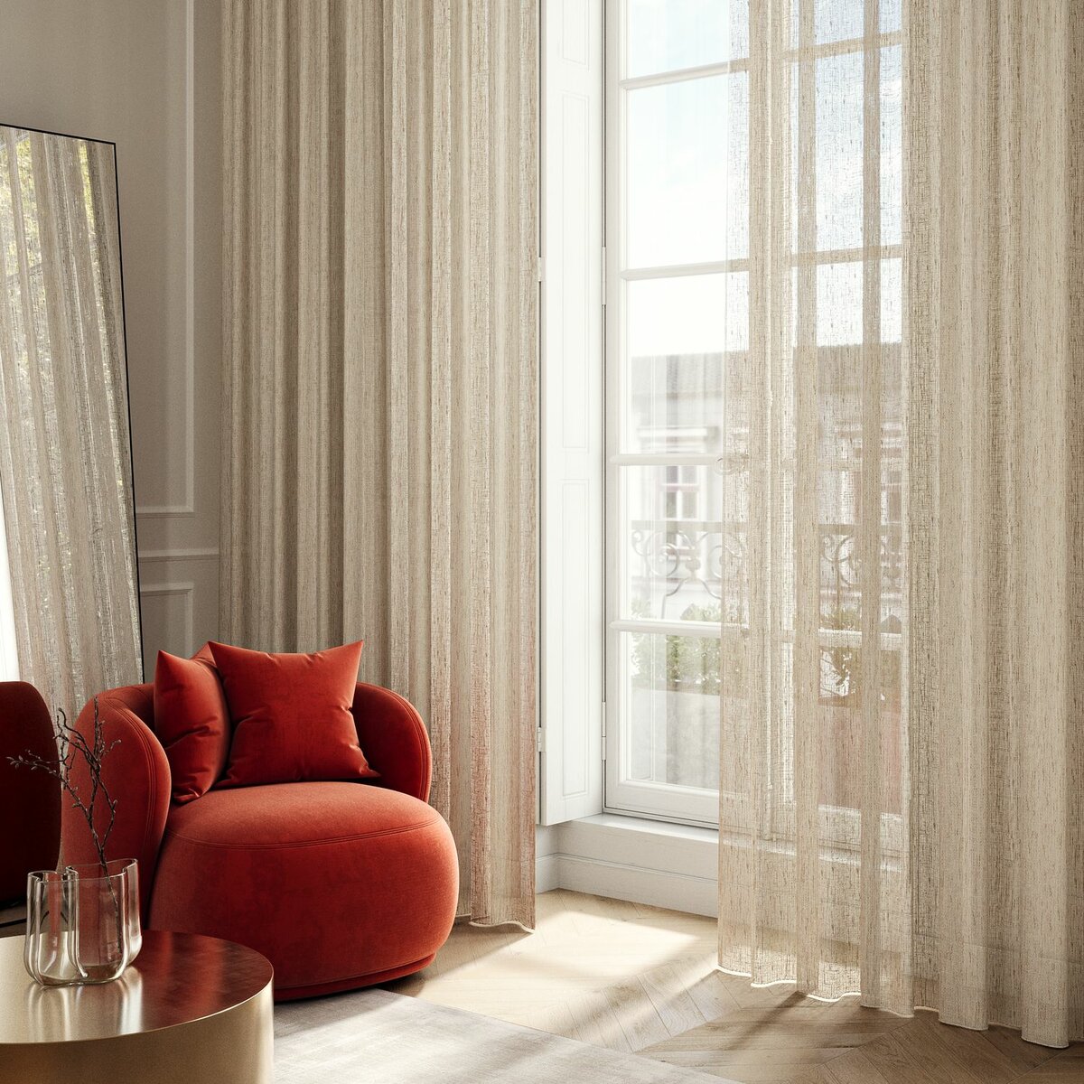 Voilages en lin naturel toute hauteur dans un appartement haussmannien
